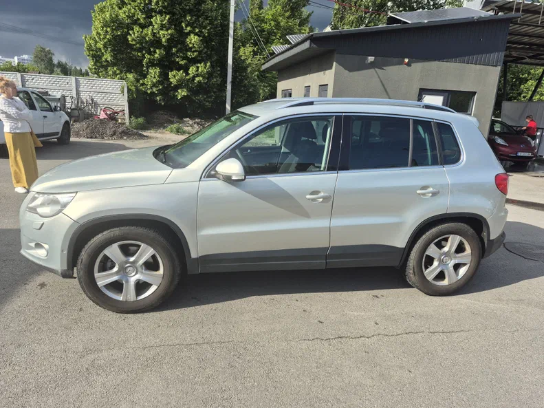 Volkswagen Tiguan 2009 - 2