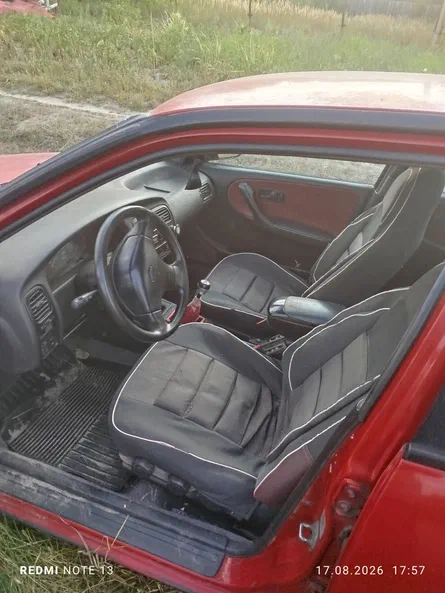Nissan Primera 1994 - 4