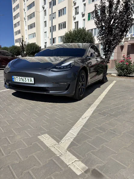 Tesla Model 3 2018 - 10