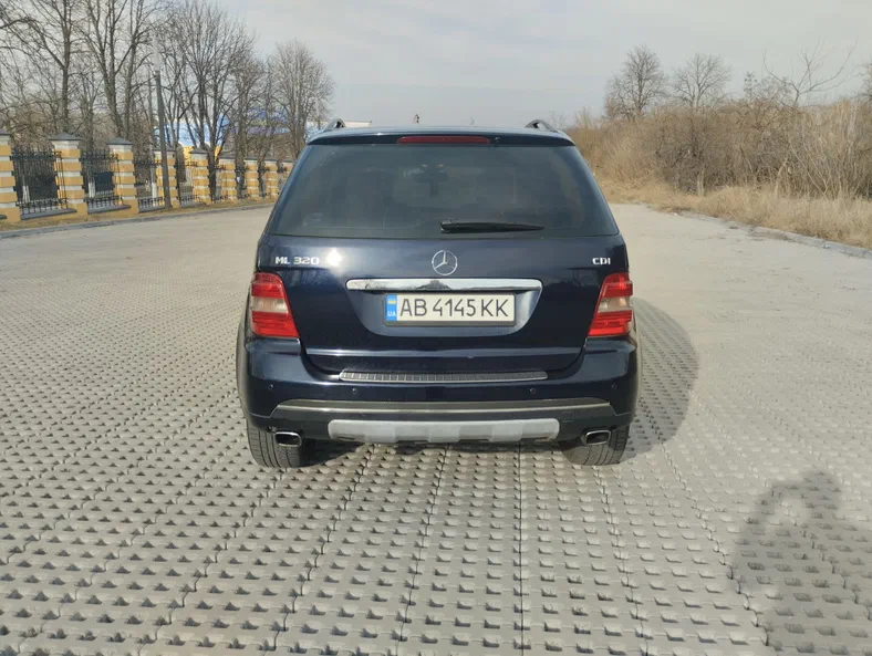 Mercedes-Benz M-Клас 2006 - 7