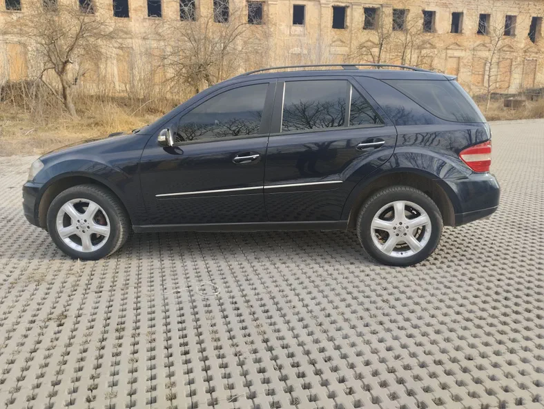 Mercedes-Benz M-Клас 2006 - 2