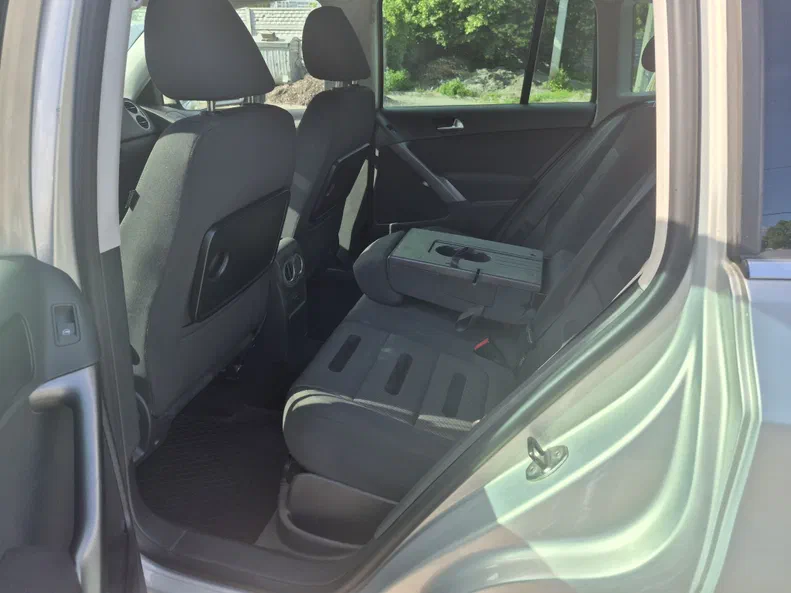 Volkswagen Tiguan 2009 - 10