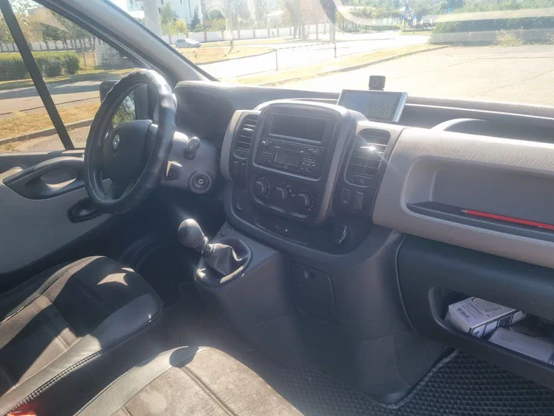 Renault Trafic 2019 - 16
