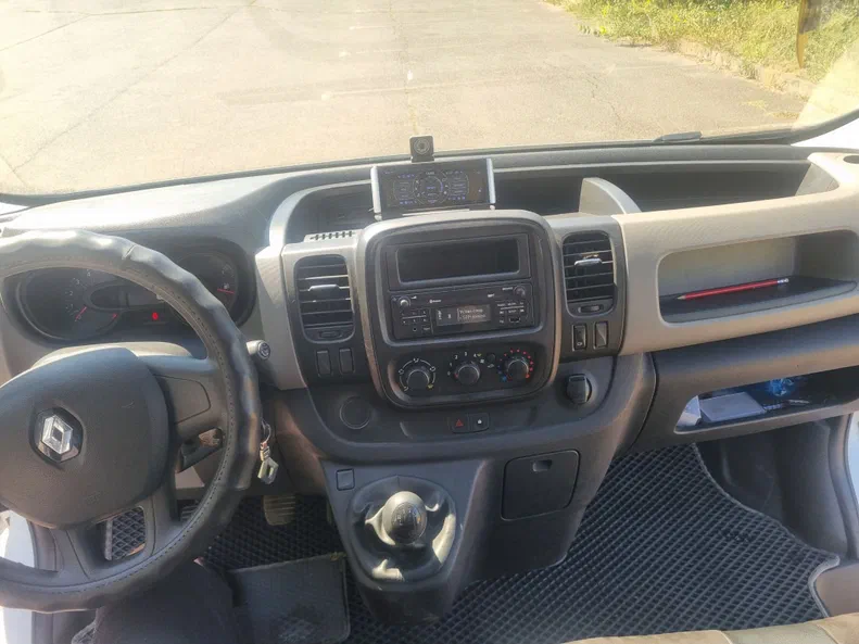 Renault Trafic 2019 - 12