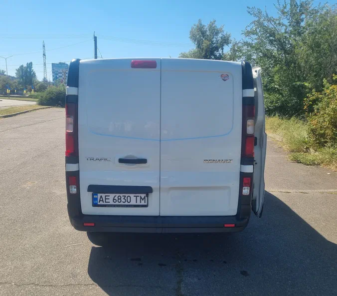 Renault Trafic 2019 - 8