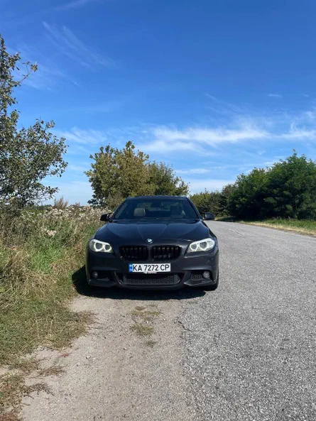 BMW 5 серія 2012 - 22