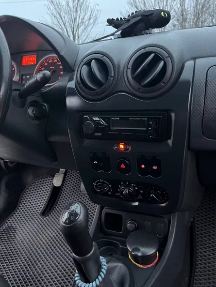Dacia Duster 2013 - 10