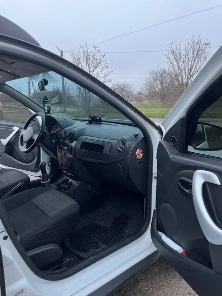 Dacia Duster 2013 - 9