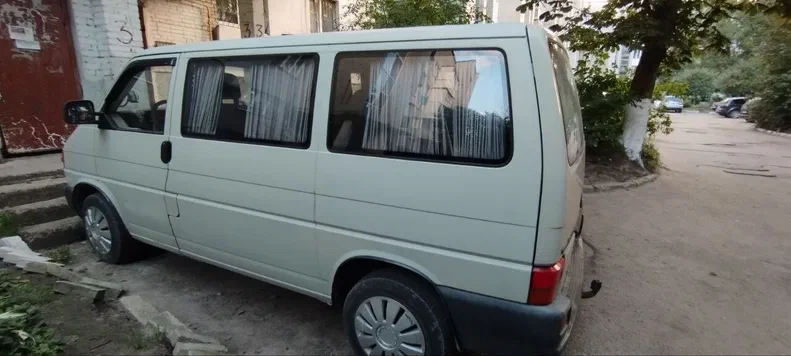 Volkswagen Transporter 2000 - 16