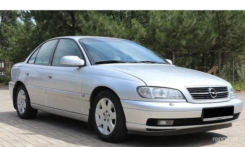 Opel Omega 2002 - 1
