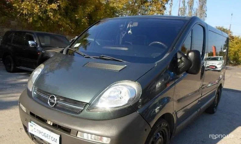 Opel Vivaro 2004 - 0