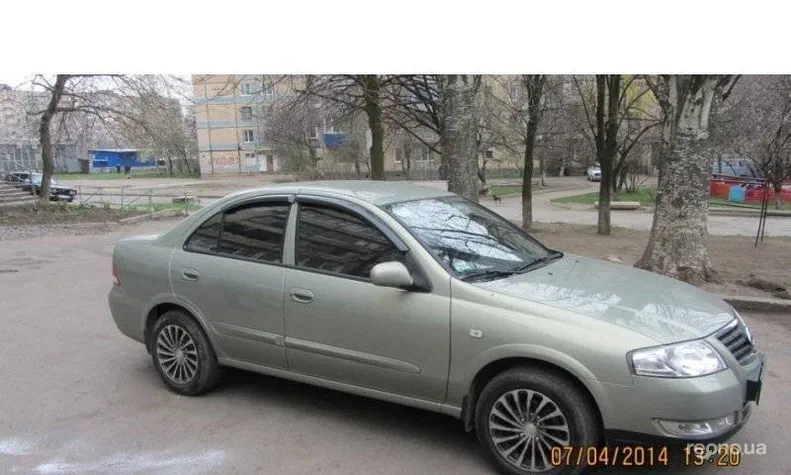 Nissan Almera 2010 - 6