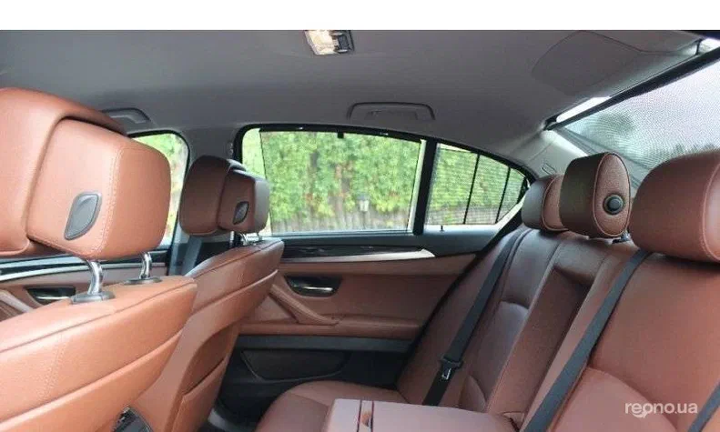BMW 5 серія 2010 - 13