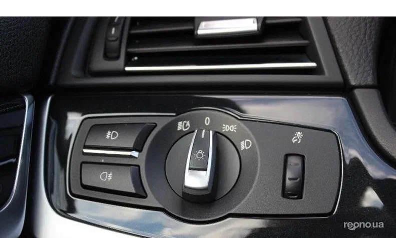 BMW 5 серія 2010 - 21