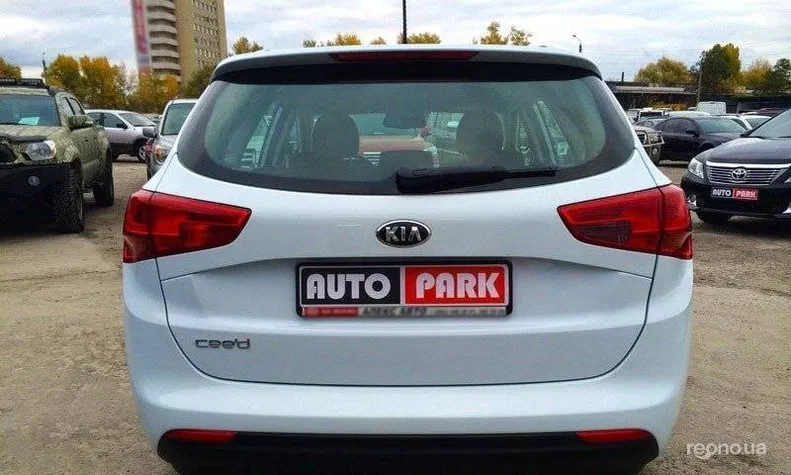Kia Ceed 2014 - 24