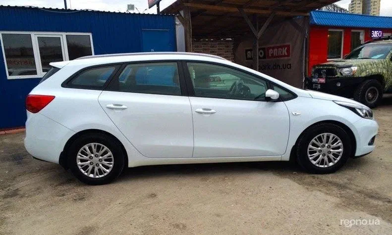 Kia Ceed 2014 - 26