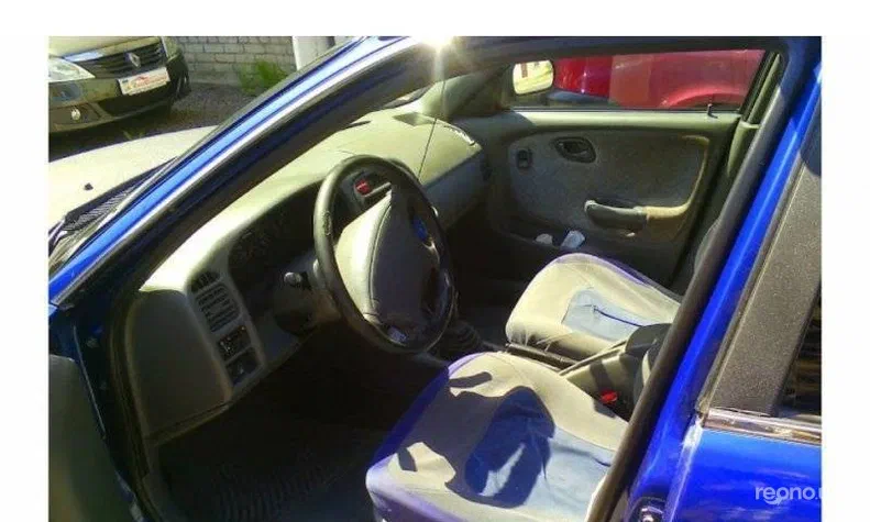 Suzuki Baleno 2000 - 8