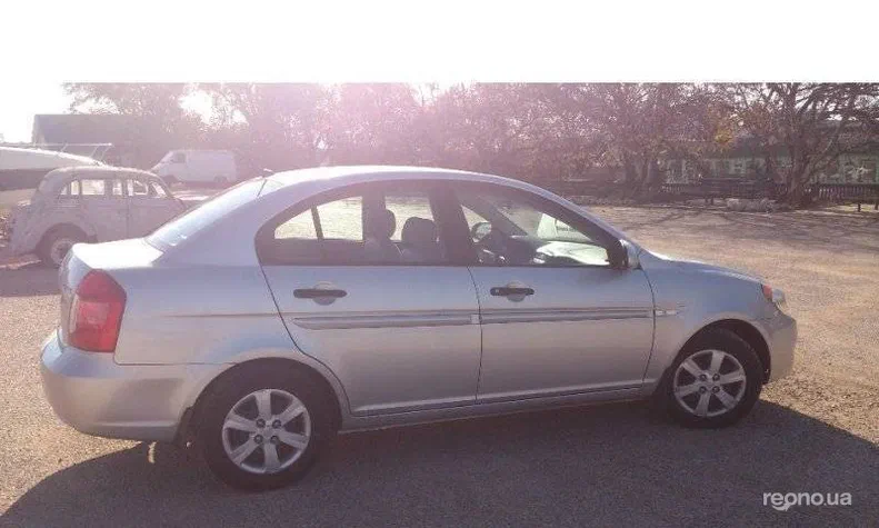 Hyundai Accent 2008 - 6