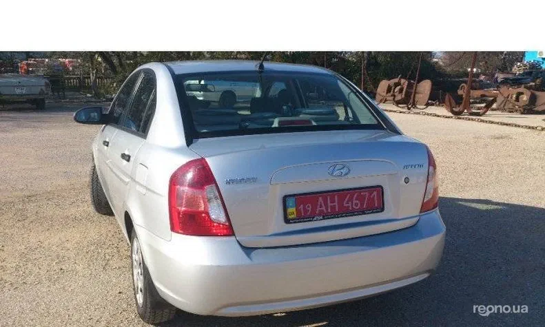 Hyundai Accent 2008 - 8