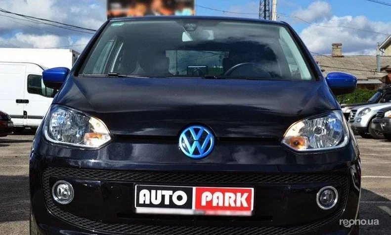 Volkswagen up! 2012