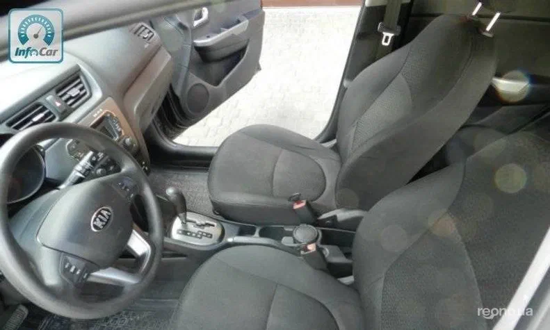 Kia Rio 2014 - 8