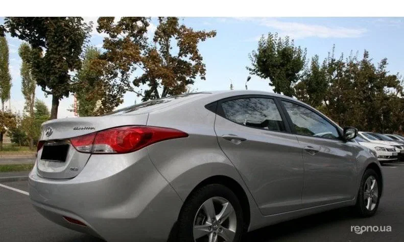 Hyundai Elantra 2013 - 3