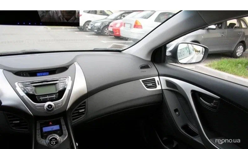Hyundai Elantra 2013 - 1