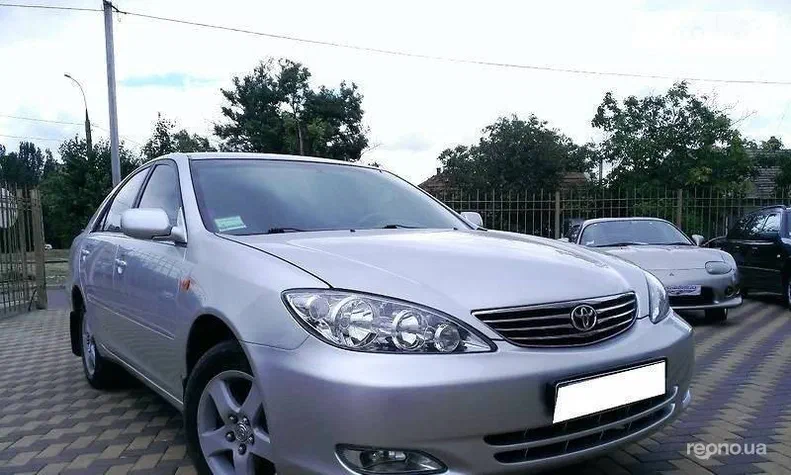 Toyota Camry 2004 - 10