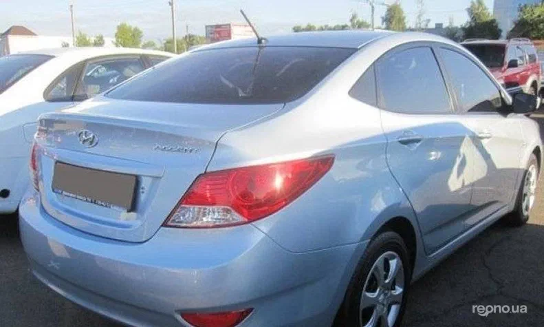 Hyundai Accent 2012 - 0