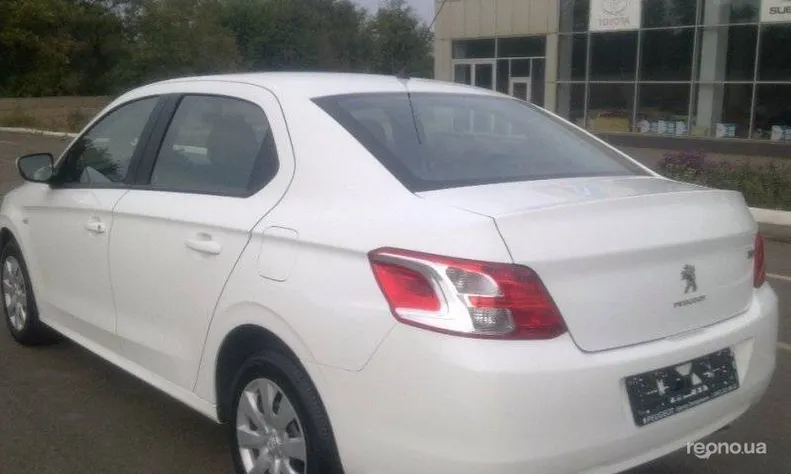 Peugeot 301 2013