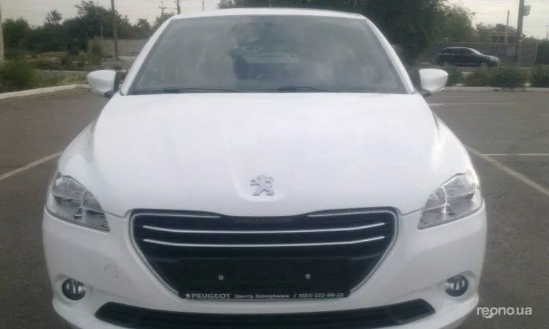 Peugeot 301 2013