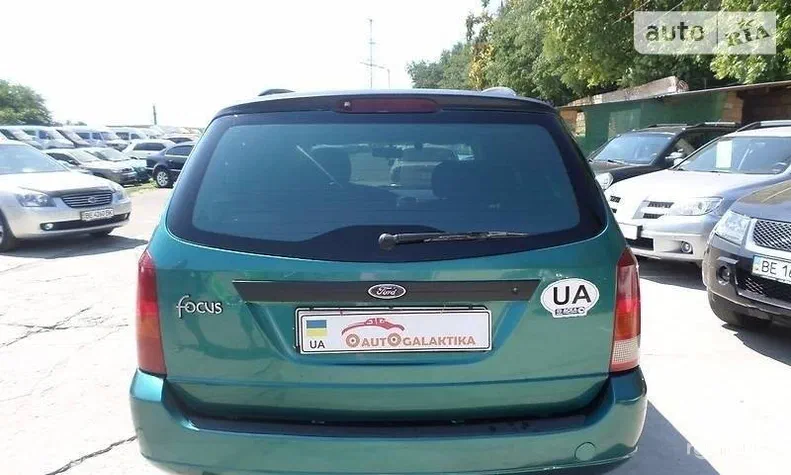 Ford Focus 2000 - 16