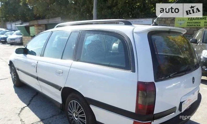Opel Omega 1994 - 4