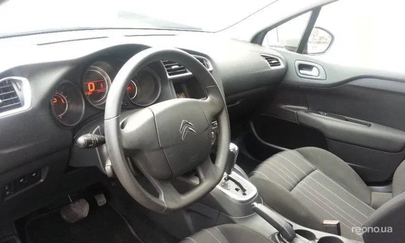 Citroen C4 2011 - 6