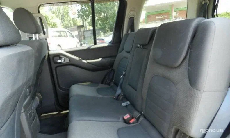 Nissan Pathfinder 2009 - 10