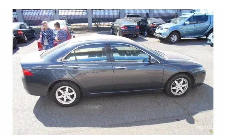 Honda Accord 2003 - 4