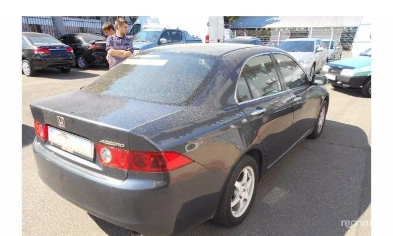 Honda Accord 2003 - 6