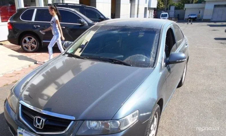 Honda Accord 2003 - 10