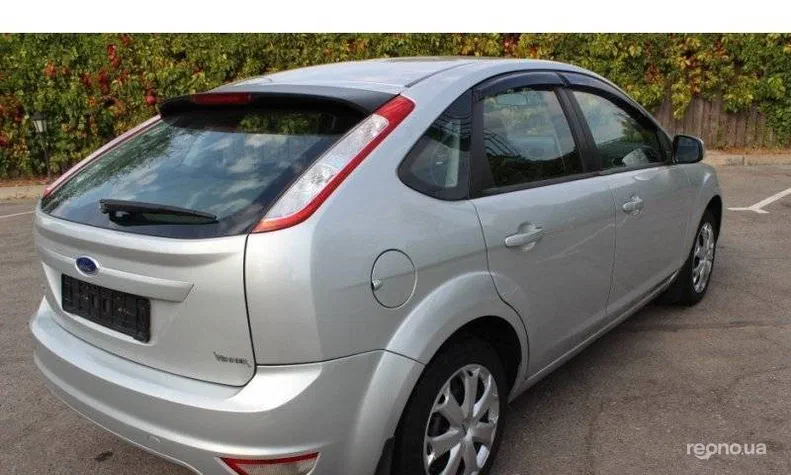 Ford Focus 2010 - 4