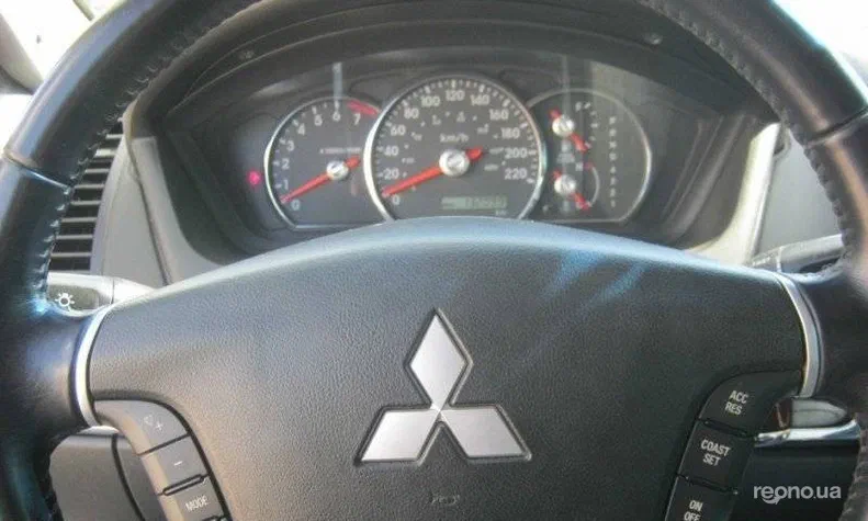 Mitsubishi Galant 2009 - 4