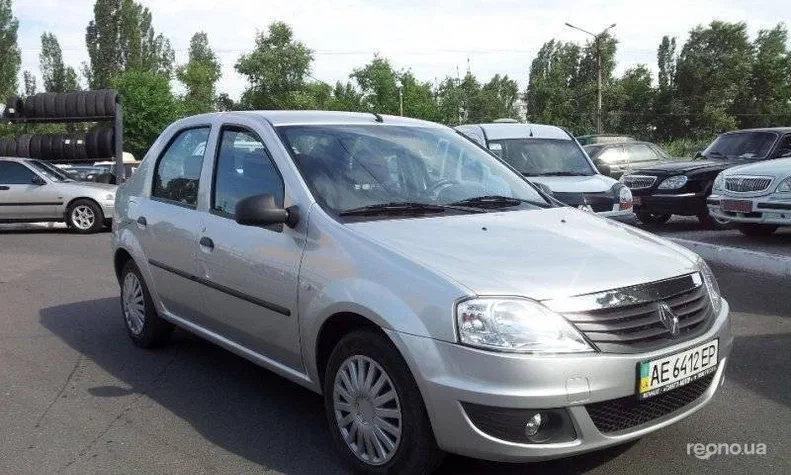 Renault Logan 2011 - 4