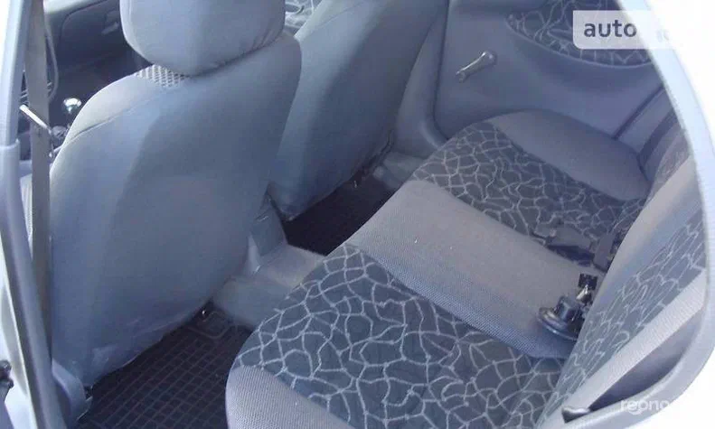 ЗАЗ Lanos 2004 - 1