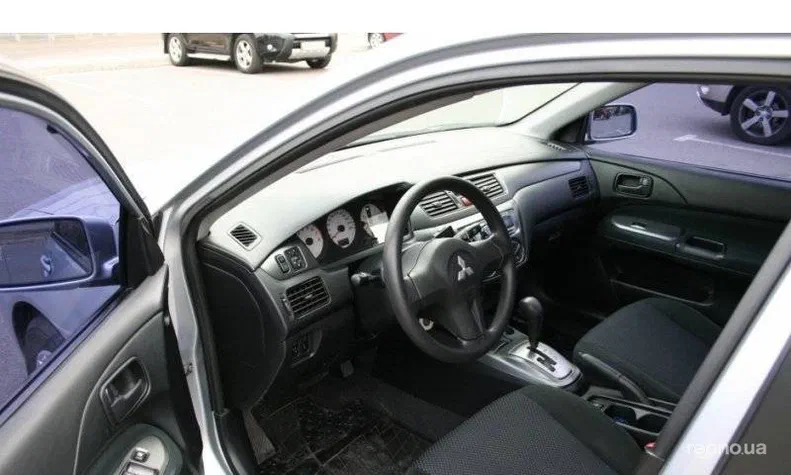 Mitsubishi Lancer 2008 - 3