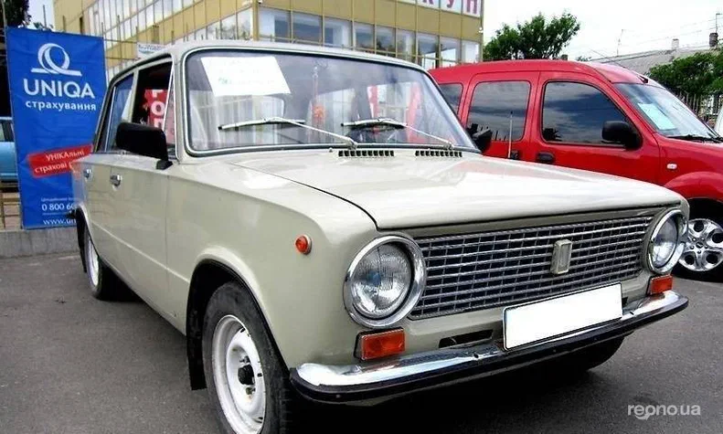 Lada (ВАЗ) 2101 1975 - 6