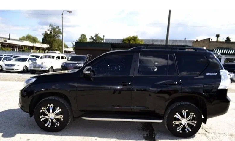 Toyota Pronard 2010 - 4