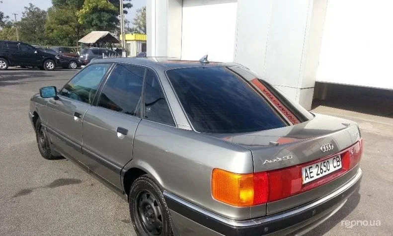 Audi 90 1988 - 4