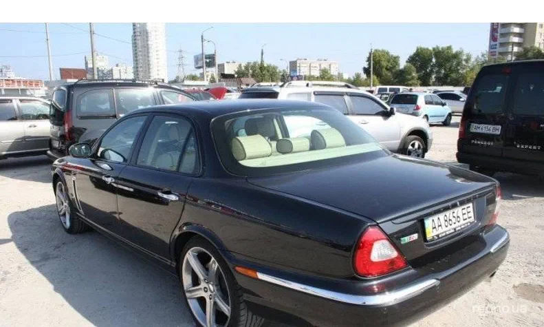 Jaguar XJ 2003 - 0