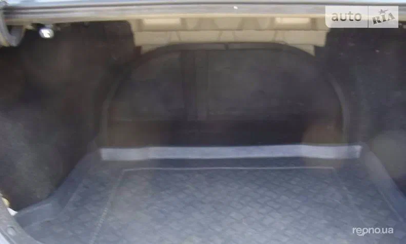 Hyundai Elantra 2008 - 4