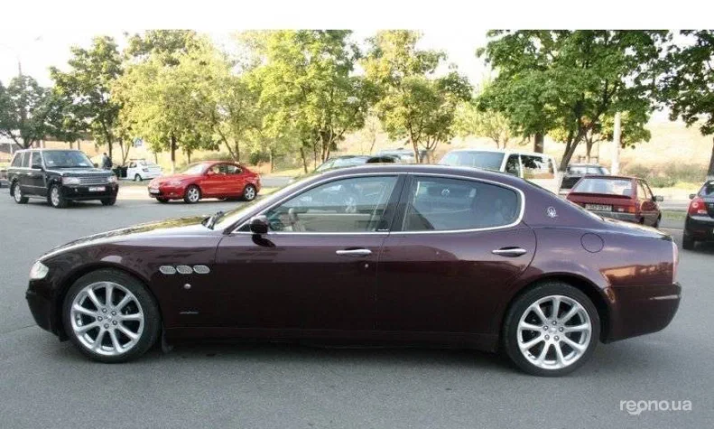 Maserati Quattroporte 2007 - 8