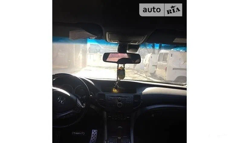 Honda Accord 2011 - 4